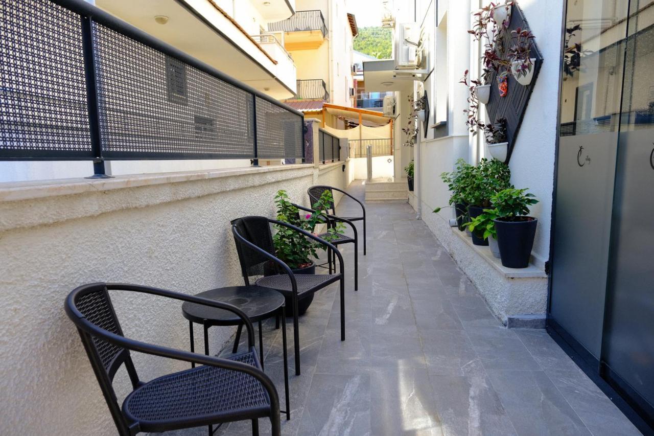 Ozgur City Residence Fethiye Buitenkant foto